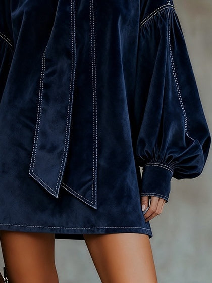 Fosca | Samt-Minikleid mit Schleife am Ausschnitt