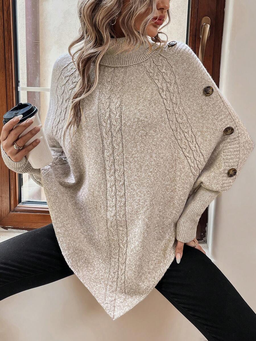 Alessia | Maglione a Poncho in Maglia a Trecce con Collo Alto e Maniche a Pipistrello