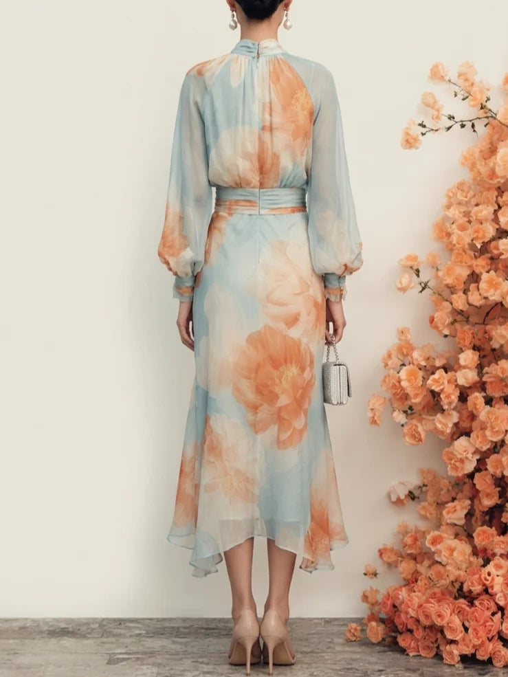 Emilia | Completo di due pezzi: top a collo alto e manica lunga con gonna floreale romantica