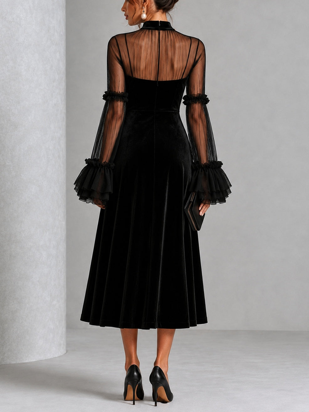 Berenice | Abito Midi in Velluto con Maniche in Tulle, Nero