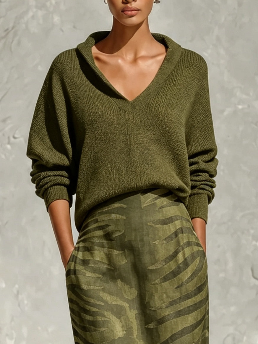 Marcella | Completo con Maglia con Colletto e Gonna Midi Zebrata