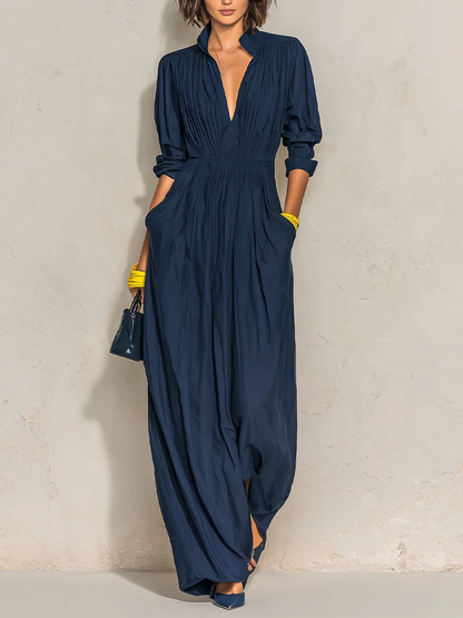 Ofelia | Abito Lungo Plissé con Scollo a V e Collo Alto, Blu Navy