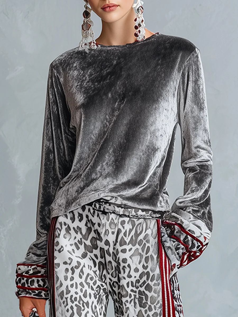 Argenta | Completo con Top in Velluto Argento e Pantalone Ampio Leopardato