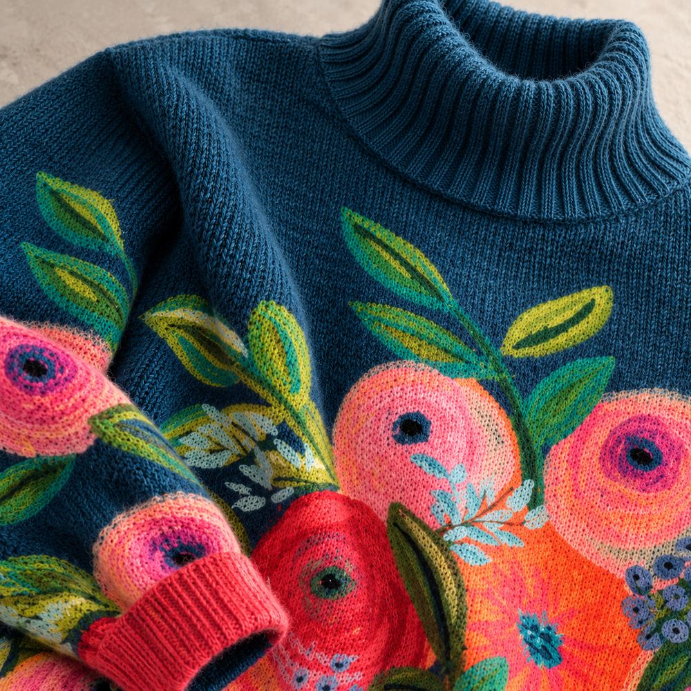 Alice | Maglione Morbido con Collo Alto e Ricamo Floreale