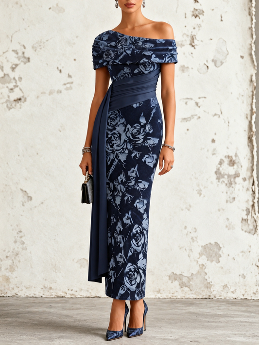 Fioralba | Abito Lungo a Tubino in Velluto Floreale Blu Navy con Spalla Asimmetrica e Fascia in Vita