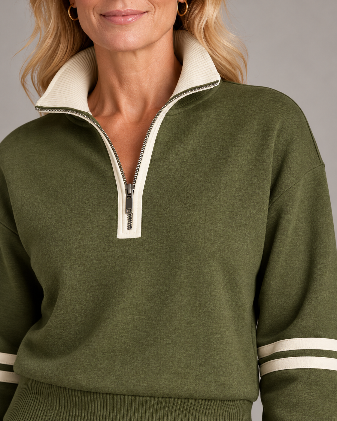 Completo con mezza zip — Verde oliva e avorio — dettaglio della maglia