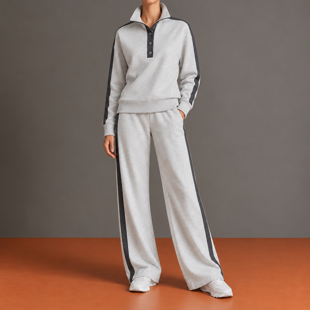 Aureliana — completo grigio perla, vista frontale.
