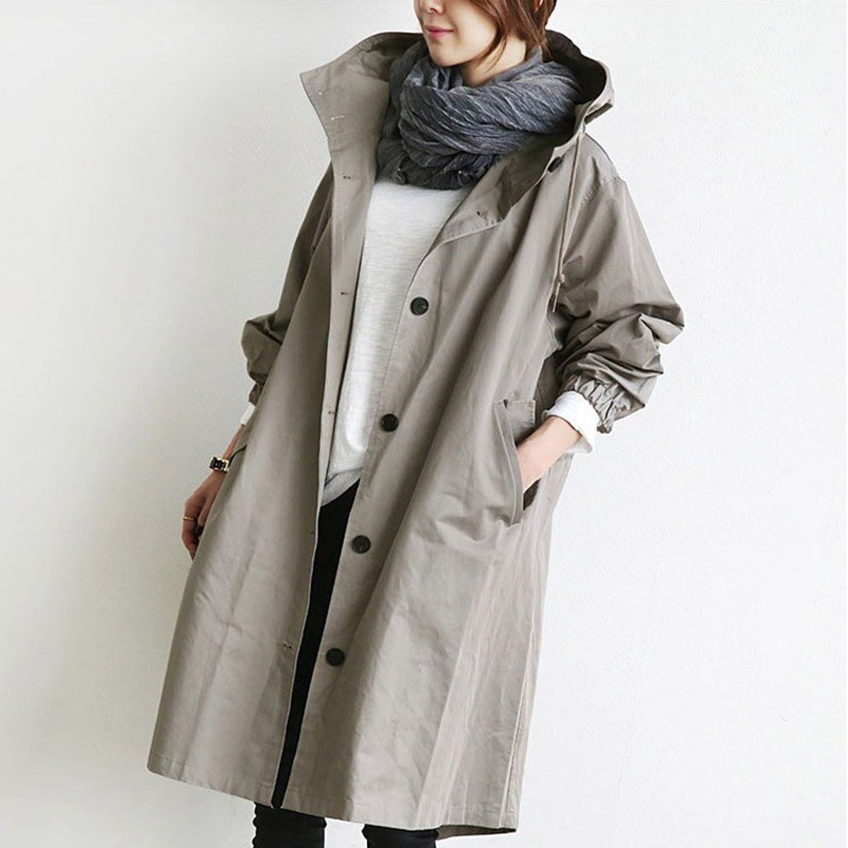 Maisie | Cappotto oversize con cappuccio e bottoni